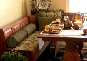 Kitchen cushions - Custom banquette cushions