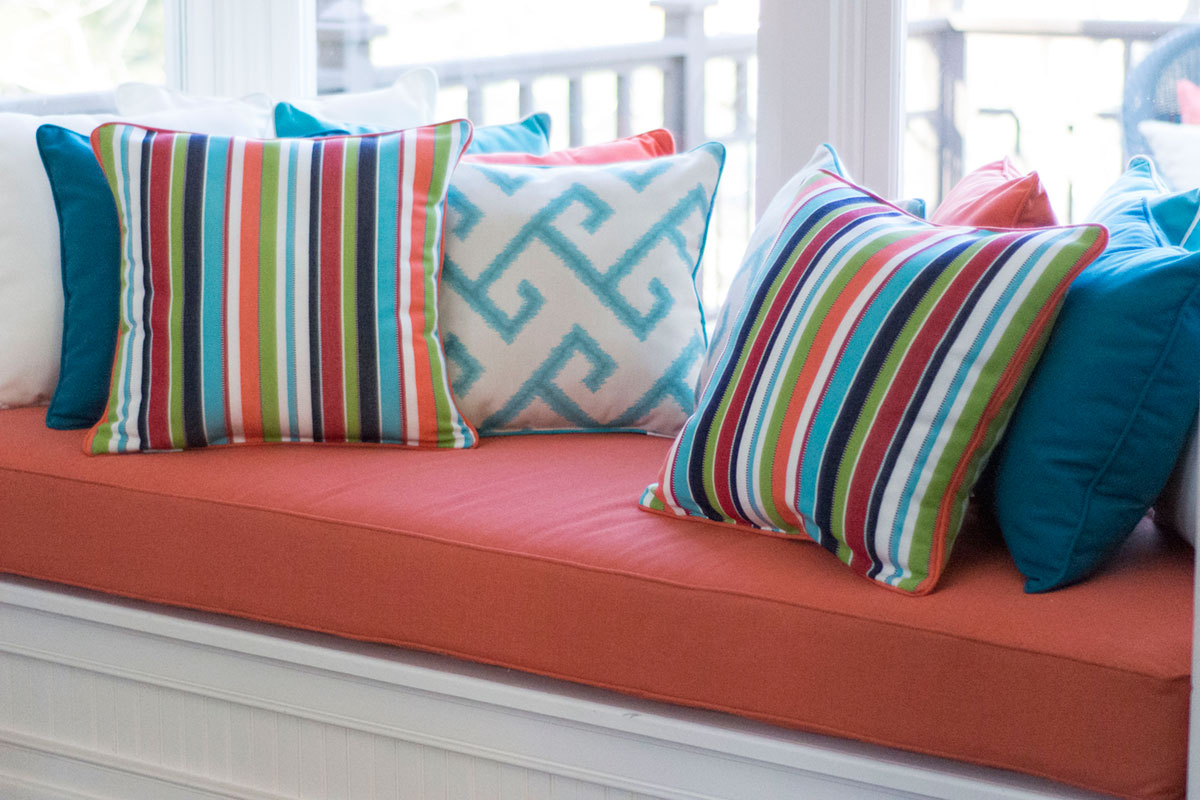 Mixed Colors Throw Pillows with Window Seat