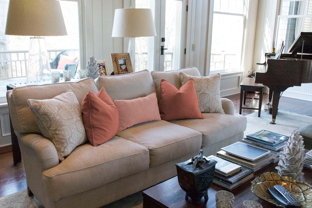 Rose-Quartz-Living-Room-Seating