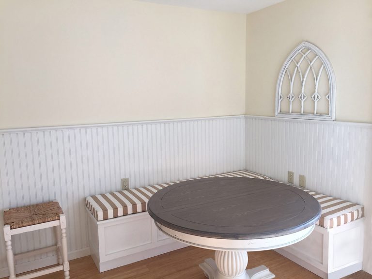 4 Beautiful Breakfast Nooks That Will Make You Love Mornings Cushion