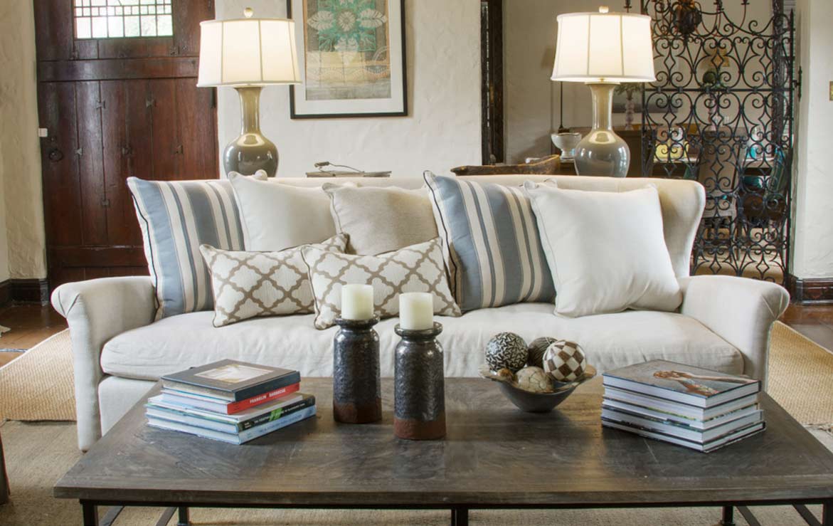 My Best Throw Pillow Tips, Dos and Don'ts